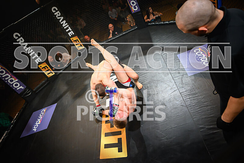 BOUT- 12 - Lucas Smith v Lewis Bourgaize-25 - BOUT 12 - Lucas Smith v Lewis Bourgaize