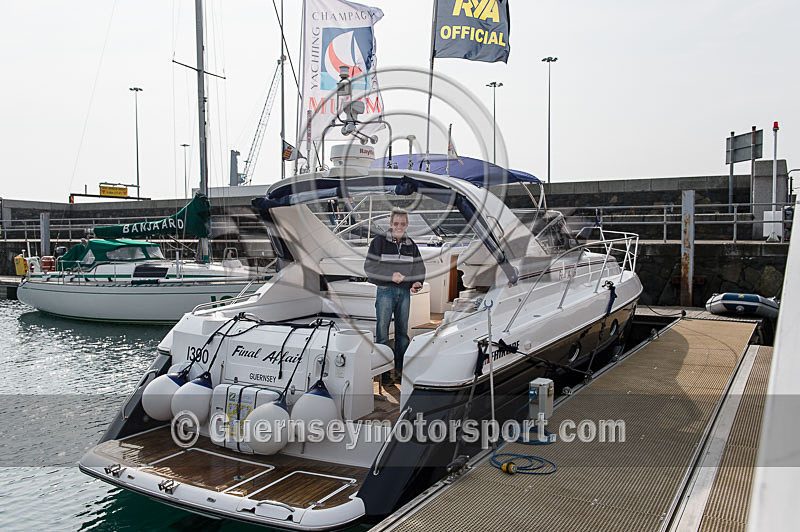 Worlds Powerboats_2014_Race-2-304 - UIM CLASS 3A & 3B WORLD OFFSHORE CHAMPIONSHIP_RACE-2