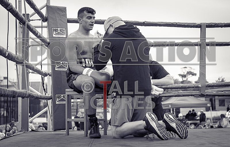 BOUT 12- Tyler the Lion Quintels v Phil Knock Knock Kiddy-53 - BOUT 12- Tyler 'the Lion' Quintels v Phil 'Knock Knock' Kiddy