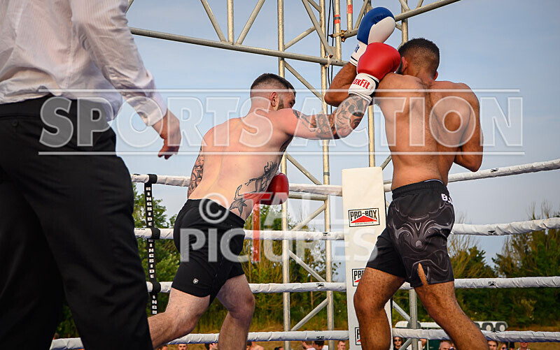 BOUT 12 - Dom Boyce v Koen Kraken Le Prevost-28 - BOUT 12 - Dom Boyce v Koen 'Kraken' Le Prevost