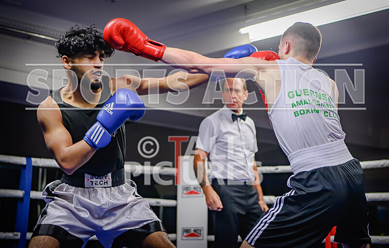 BOUT- 6 - Emile Prevel v Moin Khan-13 - BOUT: 6 - Emile Prevel v Moin Khan