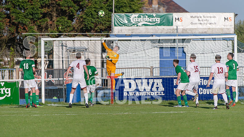 Guernsey v Upton Park-12 - GUERNSEY v UPTON PARK