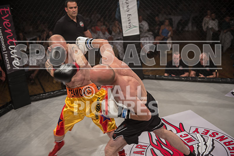 Lee Waterman v Danny Smith-8 - BOUT 1