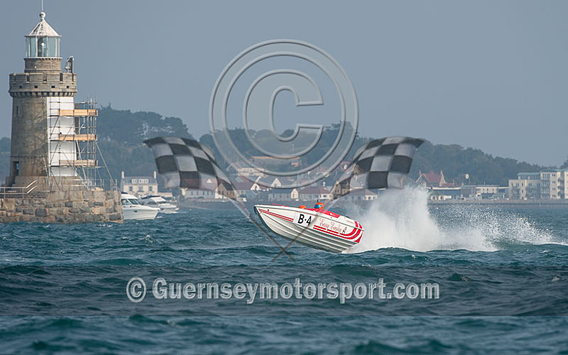 Worlds Powerboats_2014_Race-2-146 - UIM CLASS 3A & 3B WORLD OFFSHORE CHAMPIONSHIP_RACE-2