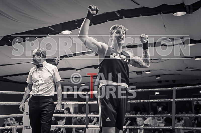 BOUT 8 - Rusian Gogercaks v Ricky Barrett-33 - BOUT 8 - Rusian Gogercaks v Ricky Barrett