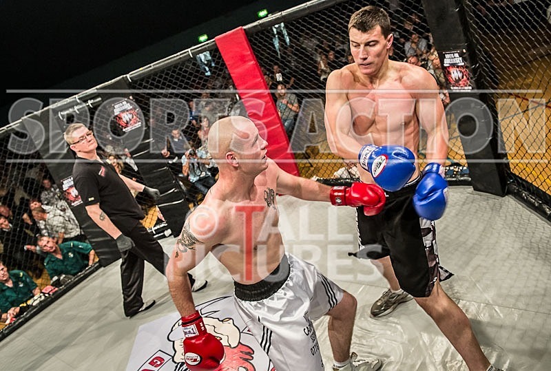 Cage Fighting_2012_Bout 4-28 - BOUT-4