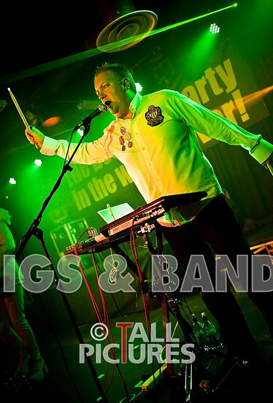 Fade to Grey-110 - FADE 2 GREY