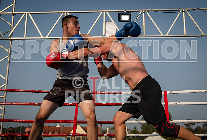 BOUT 9 - Jan -the Destroyer- Dame v Tom Schmiedhuber-31 - BOUT 9 - Jan 'the Destroyer' Dame v Tom Schmiedhuber