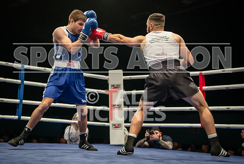 Bout 13_Rusian Gogercaks v Ben Clixby-10 - Bout 13_Rusian Gogercaks v Ben Clixby