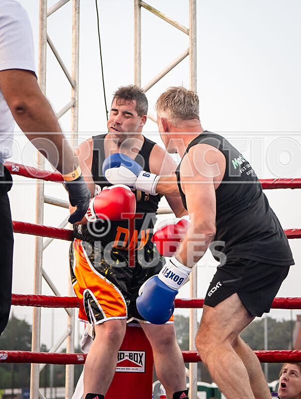 BOUT 16 - Dan -Loaded Gun- Le Sauvage v Gary -Night Night- Naftel-25 - BOUT 16 - Dan 'Loaded Gun' Le Sauvage v Gary 'Night Night' Naftel