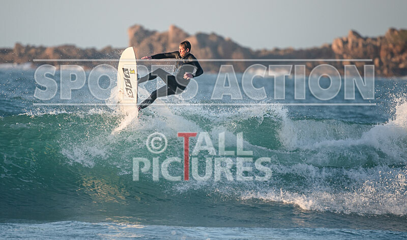 Vazon Surfing_27-02-2021-128 - SURFING AT VAZON BAY GUERNSEY