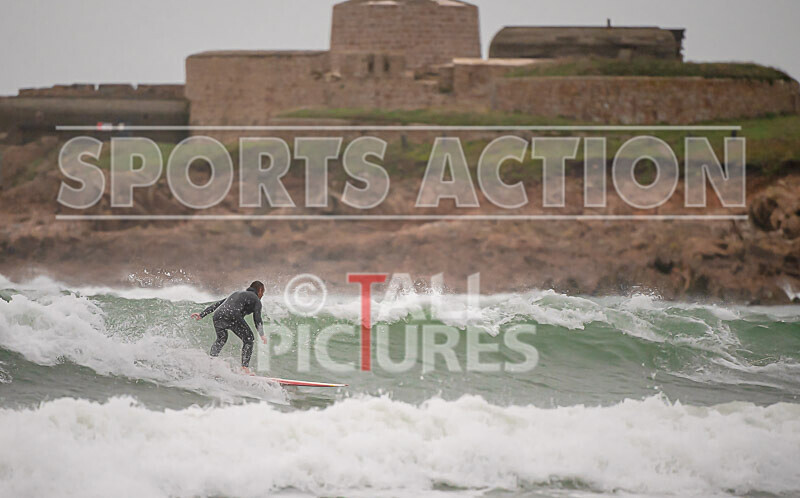 Surfing_01-11-2020-56 - SURFING AT VAZON BAY GUERNSEY