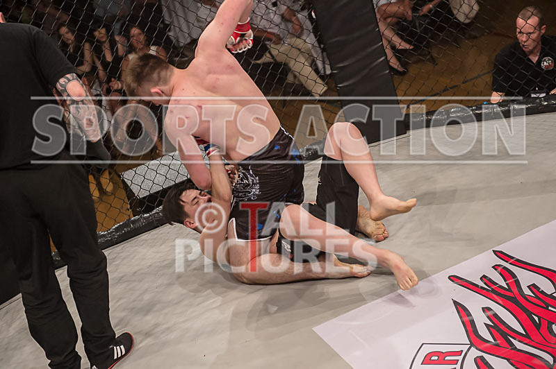 Luke Gibbons v Tony Nam-10 - BOUT 10