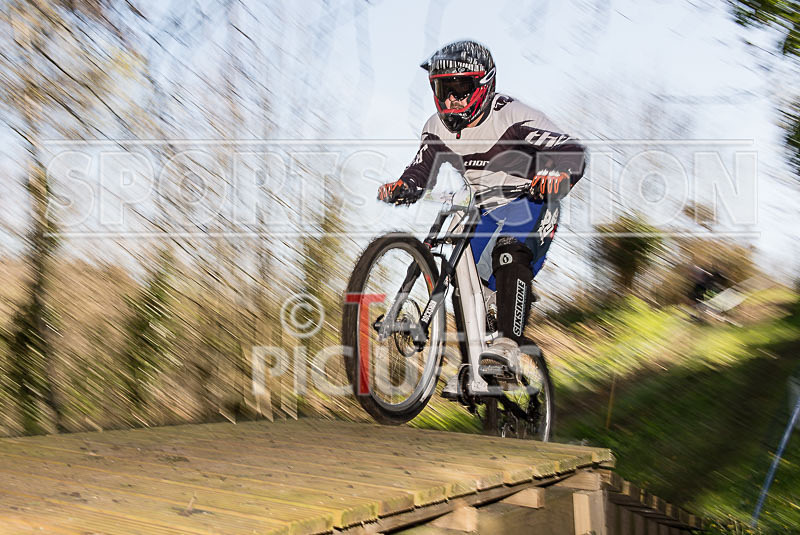 MTB_Downhill_2015_Race-2-23 - DOWNHILL SERIES 2015_ROUND-2