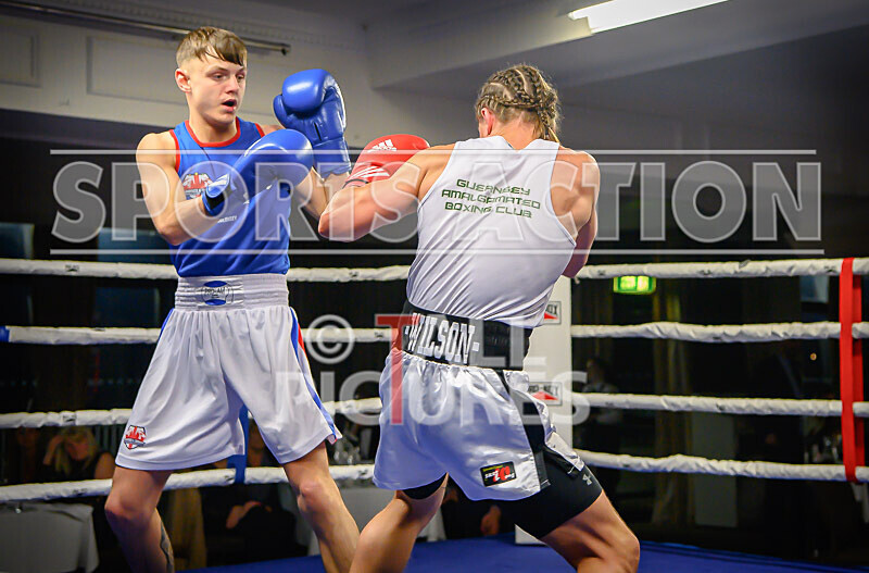 BOUT- 6 - Jamie Wilson v Declan Hunt-21 - BOUT 6 - Jamie Wilson v Declan Hunt