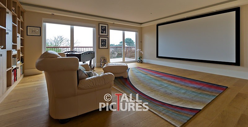 Avolution_Shoot-5-16 - LARGE SCREEN & PROJECTOR