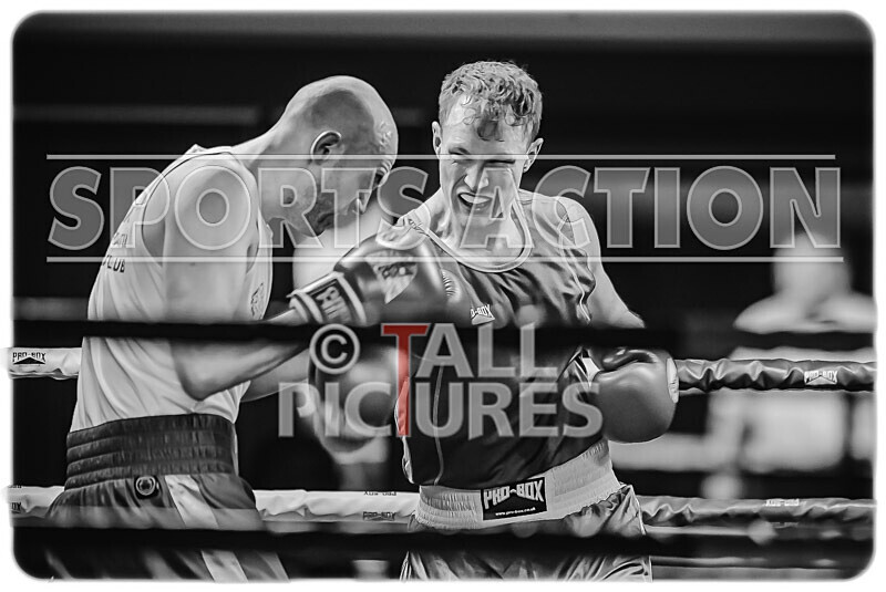 BOUT 8- Cam Hards v Darren Williams-29 - BOUT 8 - Cam Hards v Darren Williams