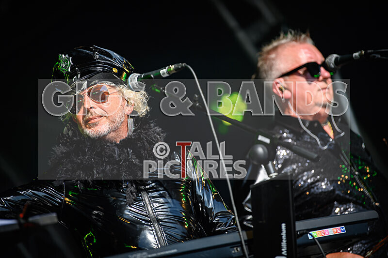 Fade 2 Grey-480 - FADE 2 GREY