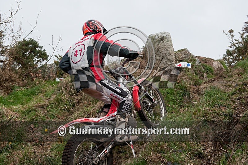 Two Day-71 - 2009 2-DAY TRIALS