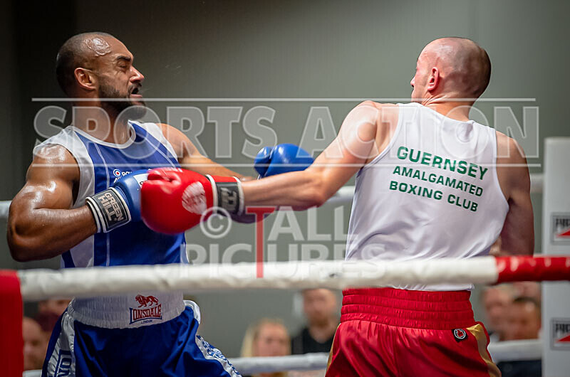 BOUT 9_Cameron Hards v Mark Pitt-25 - BOUT 9_Cameron Hards v Mark Pitt