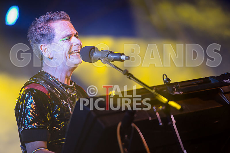 Fade to Grey-302 - FADE TO GREY