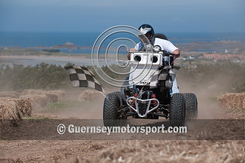 Hogwash_09-1 - HOGWASH 2009 - SCENE