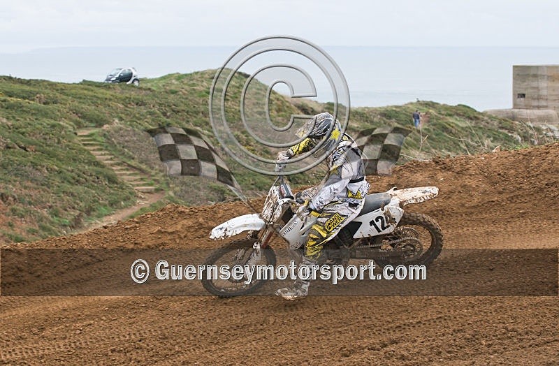 Moto-X_06-11-10-2 - MOTO-X_06-11-2010