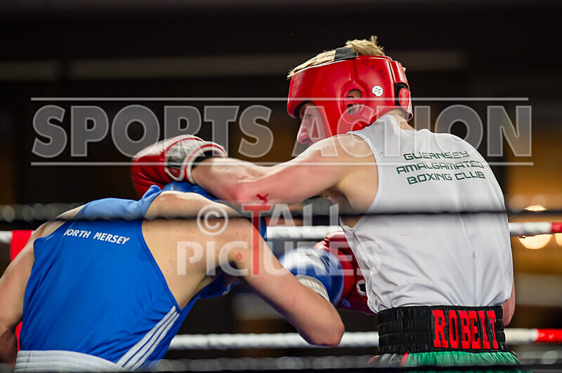 BOUT-6_Middleweight- Luke Robert v Gabriel McHugh-22 - BOUT-6_Luke Robert v Gabriel McHugh