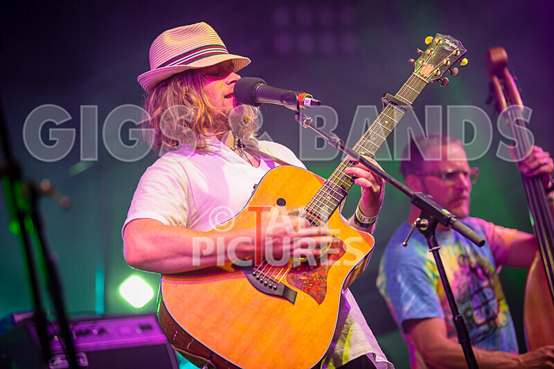 Buffalo Huddleston-690 - BUFFALO HUDDLESTON