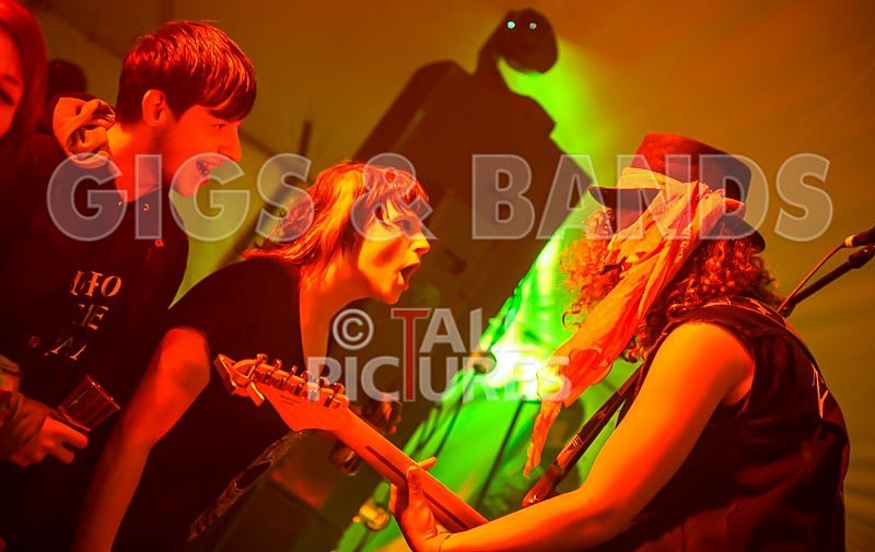 Static Alice-21 - STATIC ALICE