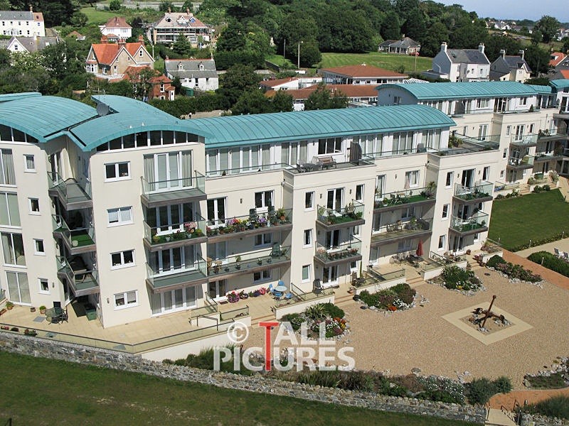 Richmond Court-7 - COMMERCIAL PROPERTIES