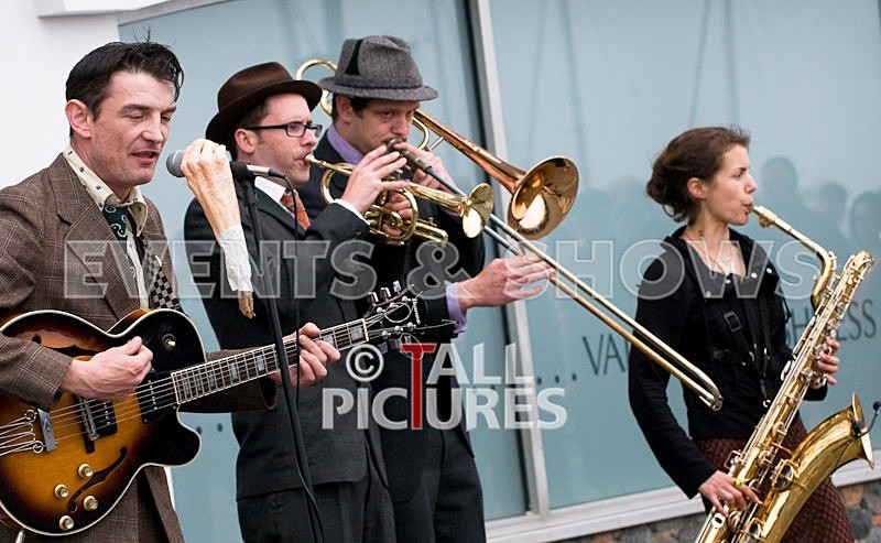 Lib Day08-104 - 2008 DAYTIME ATMOSPHERE