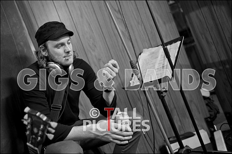 Teaspoonriverneck Studio Session-102_BW - TEASPOONRIVERNECK