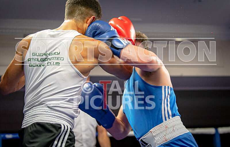 BOUT 6_Marcus Magloire v Ethan Jones-42 - BOUT 6_Marcus Magloire v Ethan Jones