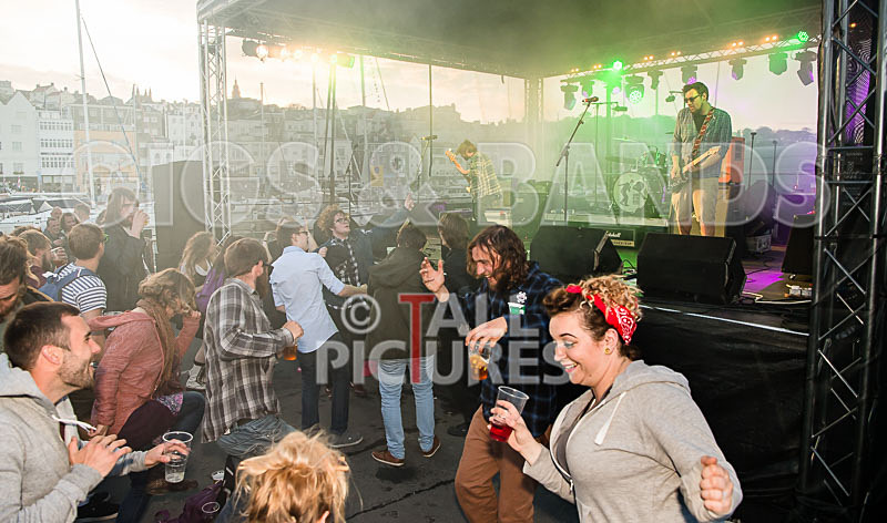 Honest Crooks-72 - HONEST CROOKS