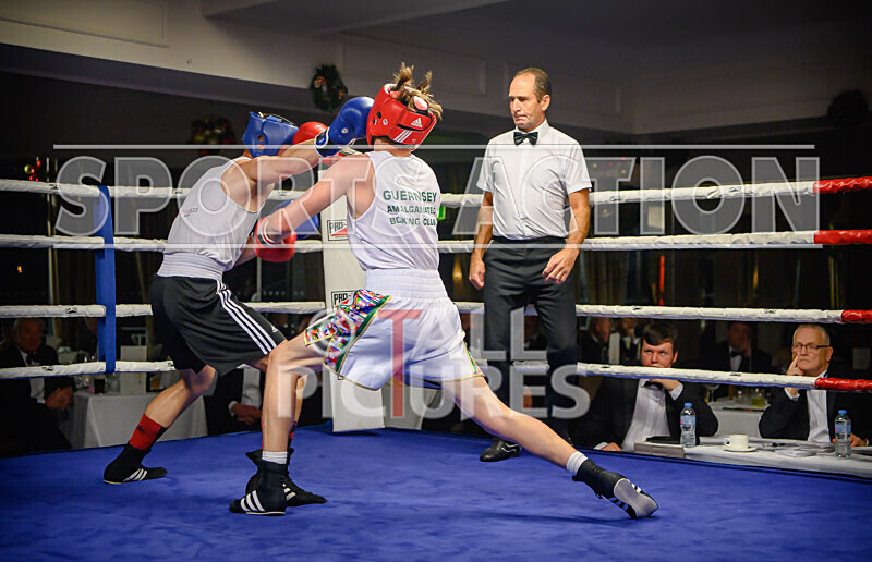 BOUT- 5_Ethan Le Moignan v Adrian Salmonowicz-20 - BOUT 5_Ethan Le Moignan v Adrian Salmonowicz