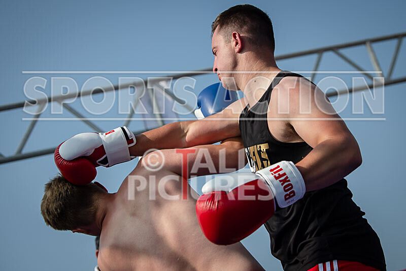 BOUT 1 - Ivan -El Terrible- v Elliot Cocket-41 - BOUT 1 - Ivan 'El Terrible' Donaldson v Elliot Cocket
