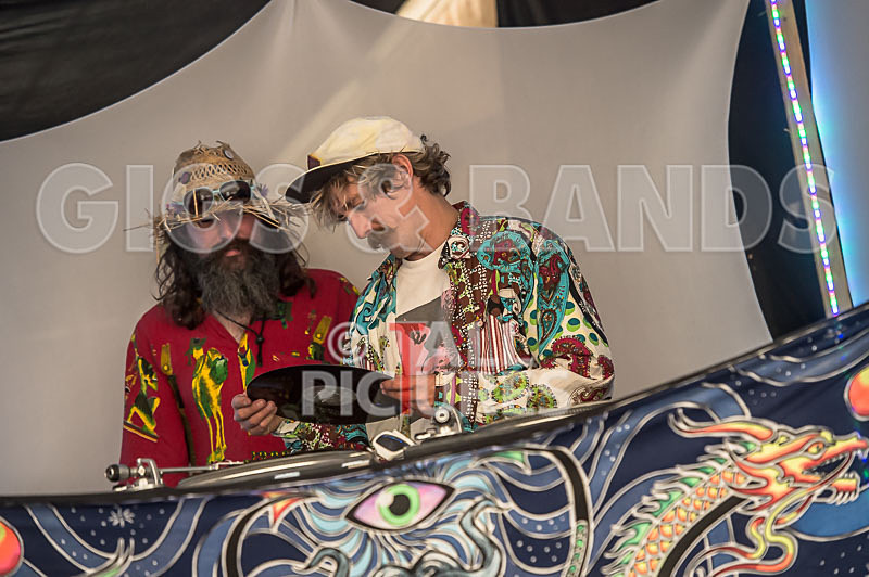 The Peace Tent_2015-37 - CHAOS PEACE TENT 2015