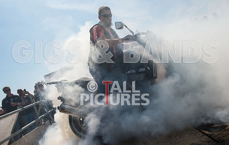 Bikes Burnouts-37 - BIKES & BURNOUTS