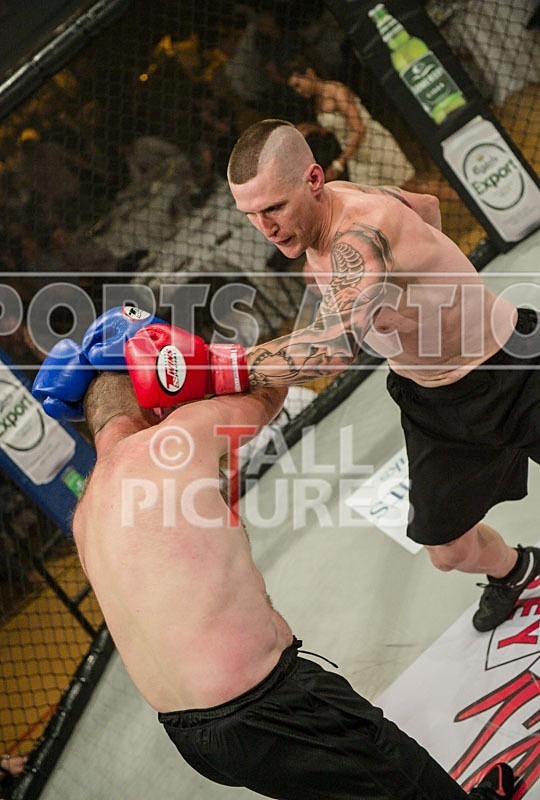 Lock-in Guernsey_2013_Bout-3-21 - BOUT-3