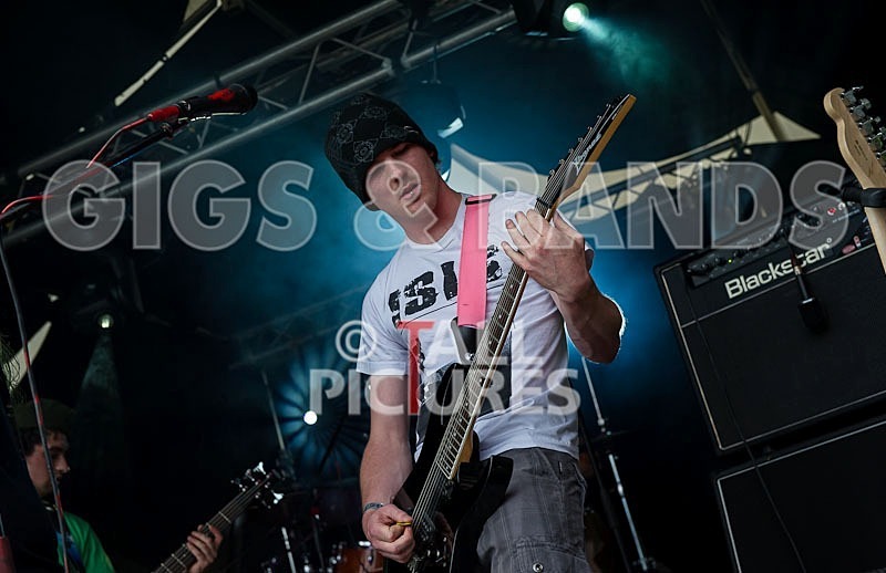 Stone Em All-32 - STONE EM ALL