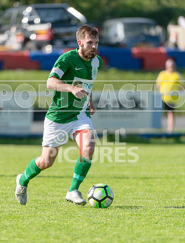 Guernsey v Upton Park-14 - GUERNSEY v UPTON PARK