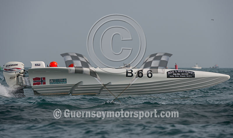 Powerboats_Race-3-148 - UIM CLASS 3A & 3B WORLD OFFSHORE CHAMPIONSHIP_RACE-3