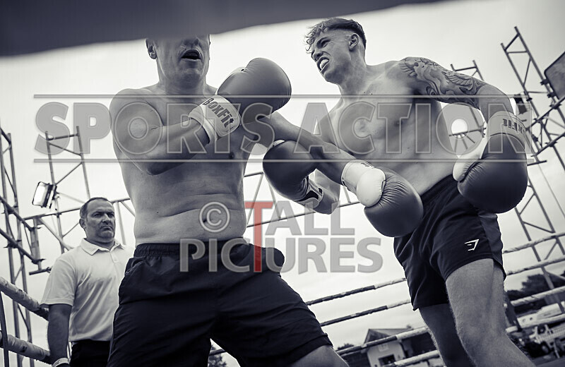 BOUT 10 Gareth the Marksman Morgan v Callum the Cannon Beausire-63 - BOUT 10- Gareth 'the Marksman' Morgan v Callum 'the Cannon' Beausire