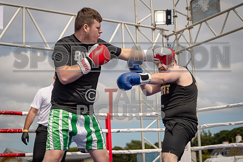 BOUT 1- Iron Mike Carre v Martin in Need of Help-37 - BOUT 1- 'Iron' Mike Carre v Martin 'in Need of' Help