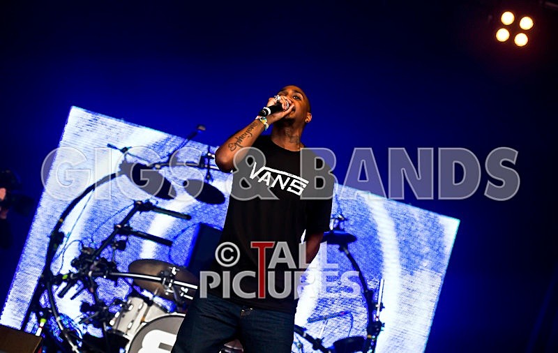 Chase  Status-10 - CHASE & STATUS