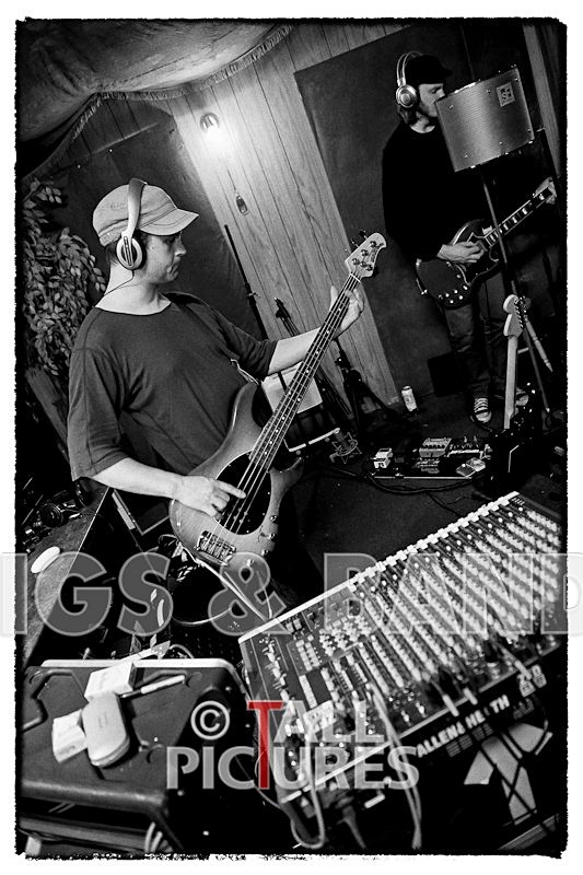 Teaspoonriverneck Studio Session-91_BW - TEASPOONRIVERNECK