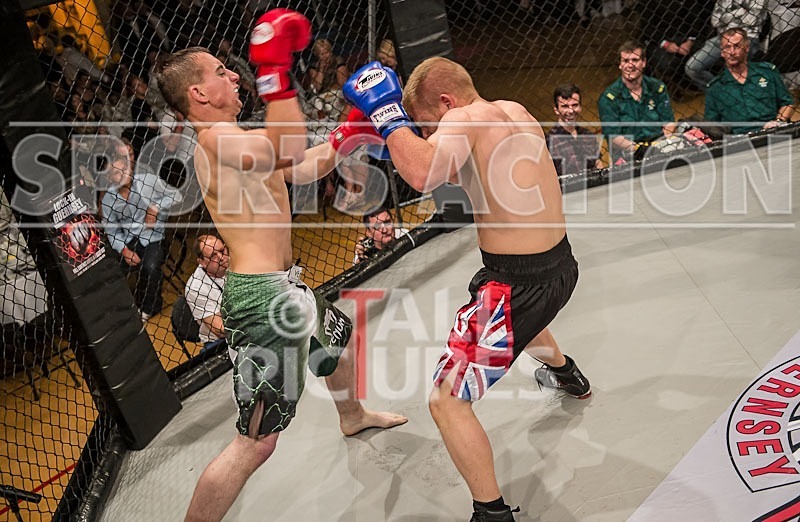 Cage Fighting_2012_Bout 2-17 - BOUT-2