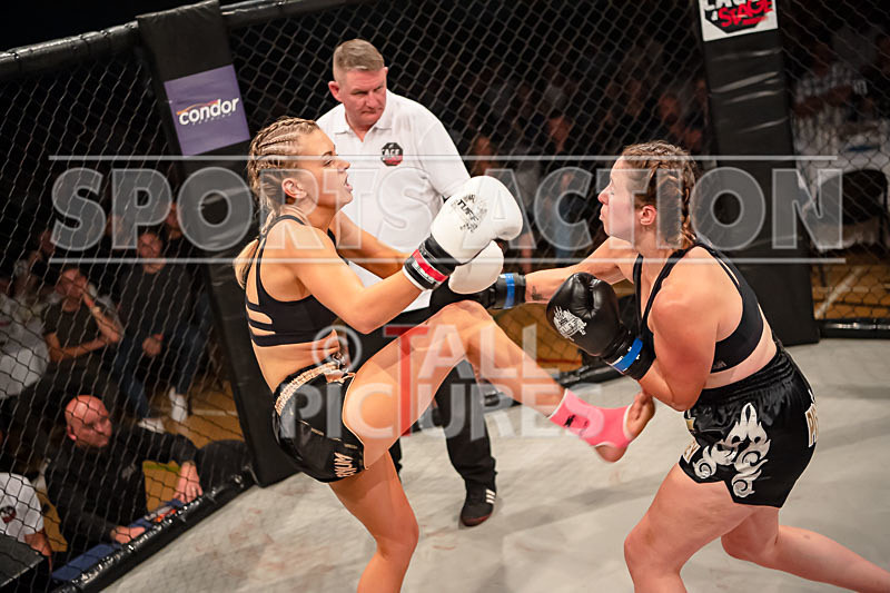 BOUT-6- Georgina Noel v Georgia Blumsom-41 - BOUT-6: Georgina Noel v Georgia Blumsom