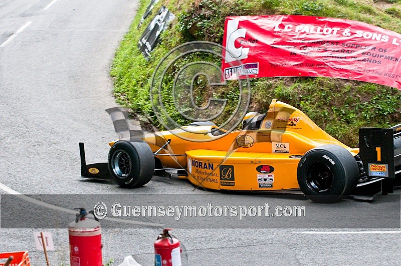 JSY Hill_09_Car-210 - JERSEY MSA NATIONAL 2009